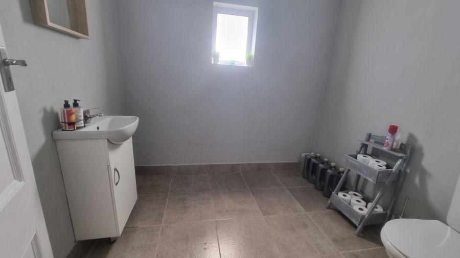 4 Bedroom Property for Sale in Riverside Western Cape